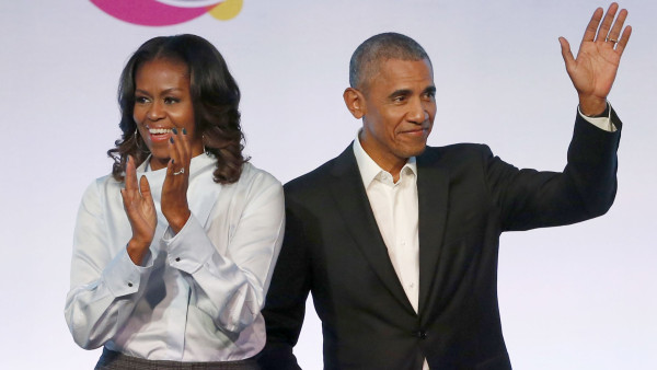 Barack and Michelle Obama Will Give Commencement Addresses Sunday