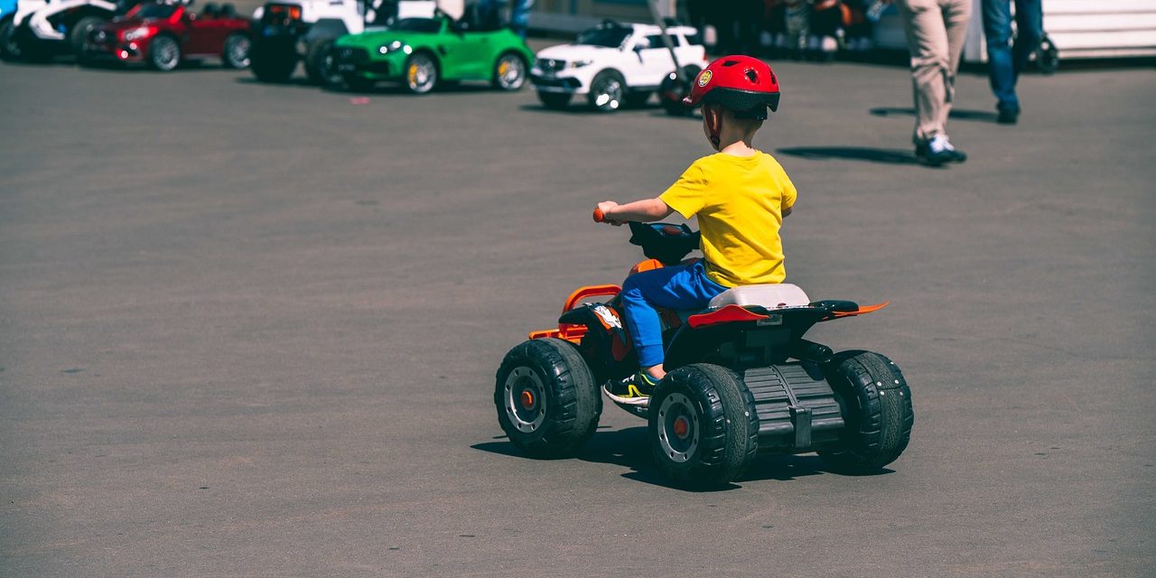 Why Buying a Kid Electric Car is a Better Option - Parents & Kids