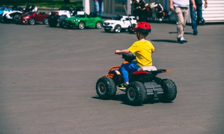 Why Buying a Kid Electric Car is a Better Option