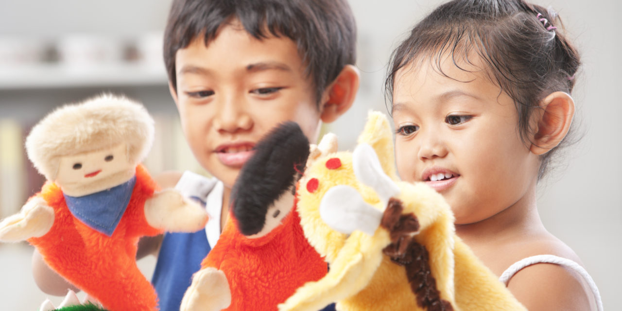 Using Puppets to Help Children Tell Stories