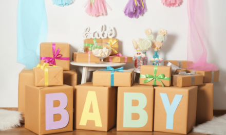 7 Newborn Baby Gift Ideas